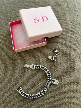 Stella & Dot Heart Lock bracelet silver.